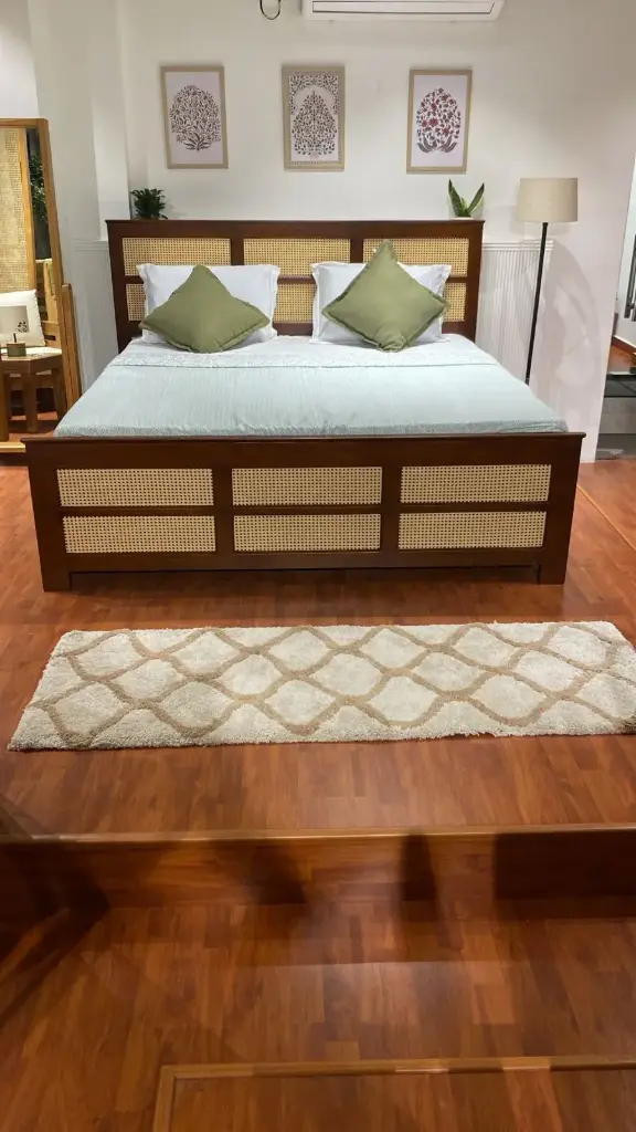 [NADB10062] Double Bed Teak - CASTOR