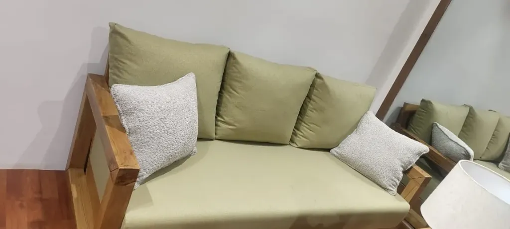 [NASF10684] Three Seater Sofa - SMOOTH